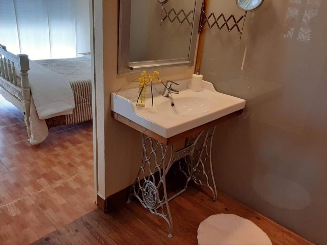 Comodo Apartamento Deltebre Exterior foto