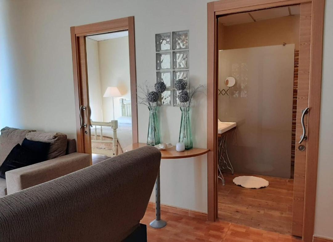 Comodo Apartamento Deltebre Exterior foto